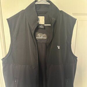 New,Vuori Gozzer Ranch- Golf Vest,  Sizer Medium , Black, never worn